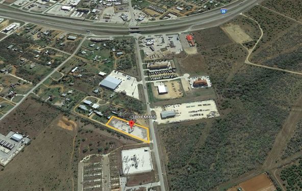 Industrial Yard For Sale or Lease: 380 W Hwy 468, Cotulla, TX 78014